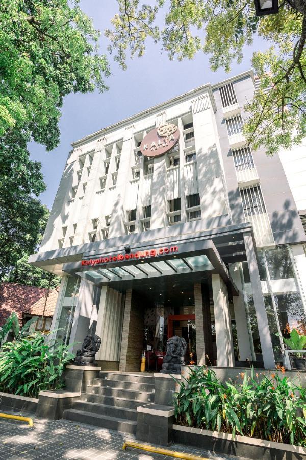 Kalya Hotel Bandung Dago Buitenkant foto