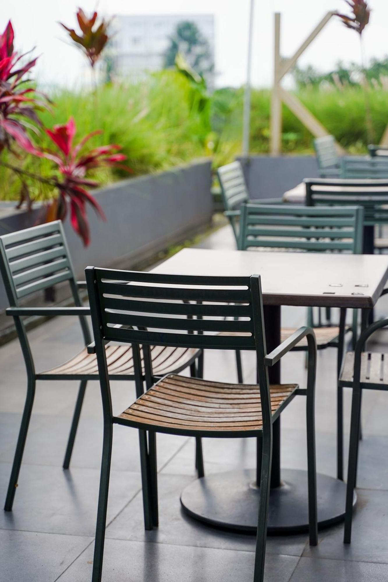 Kalya Hotel Bandung Dago Buitenkant foto