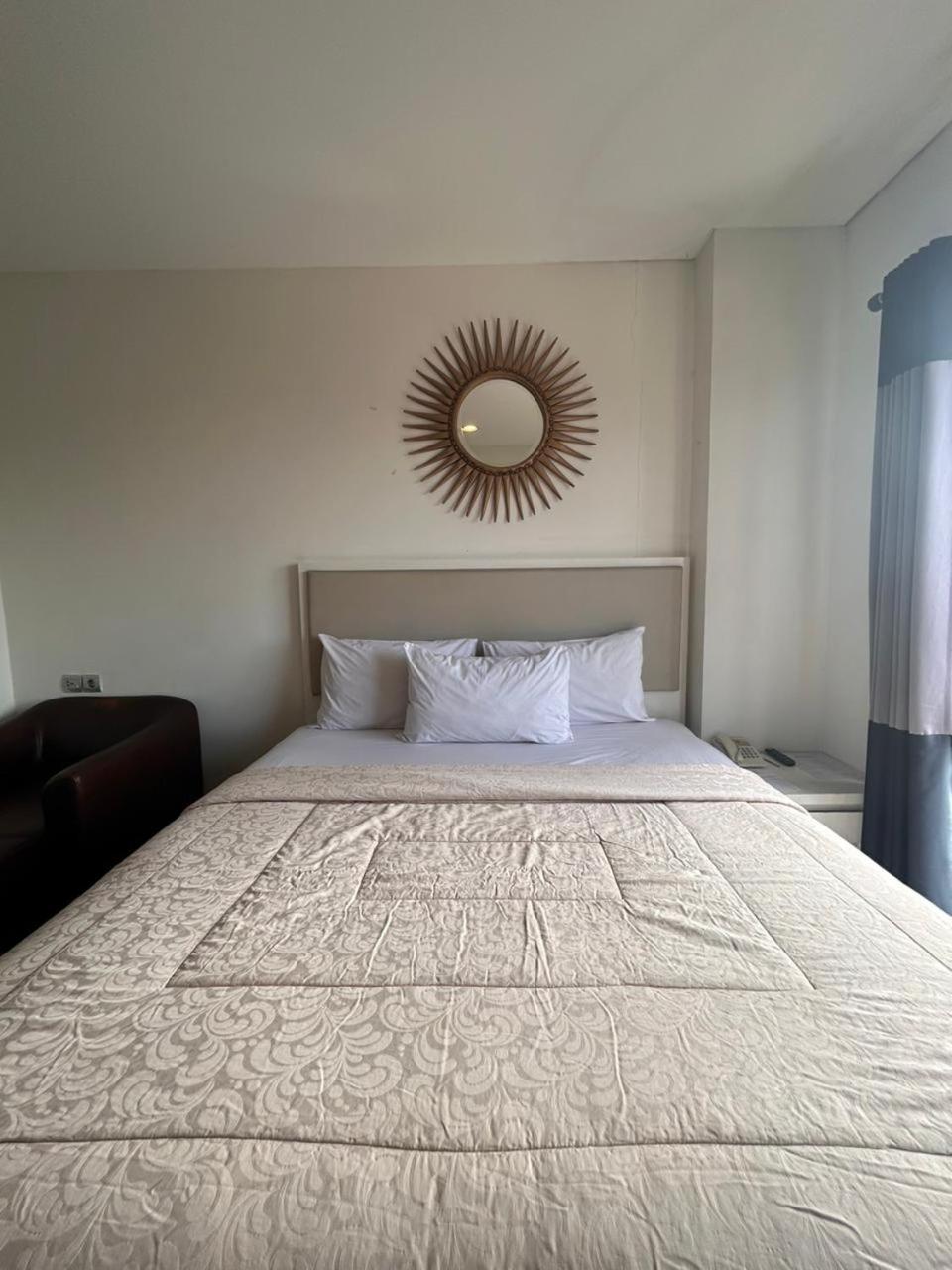 Kalya Hotel Bandung Dago Buitenkant foto