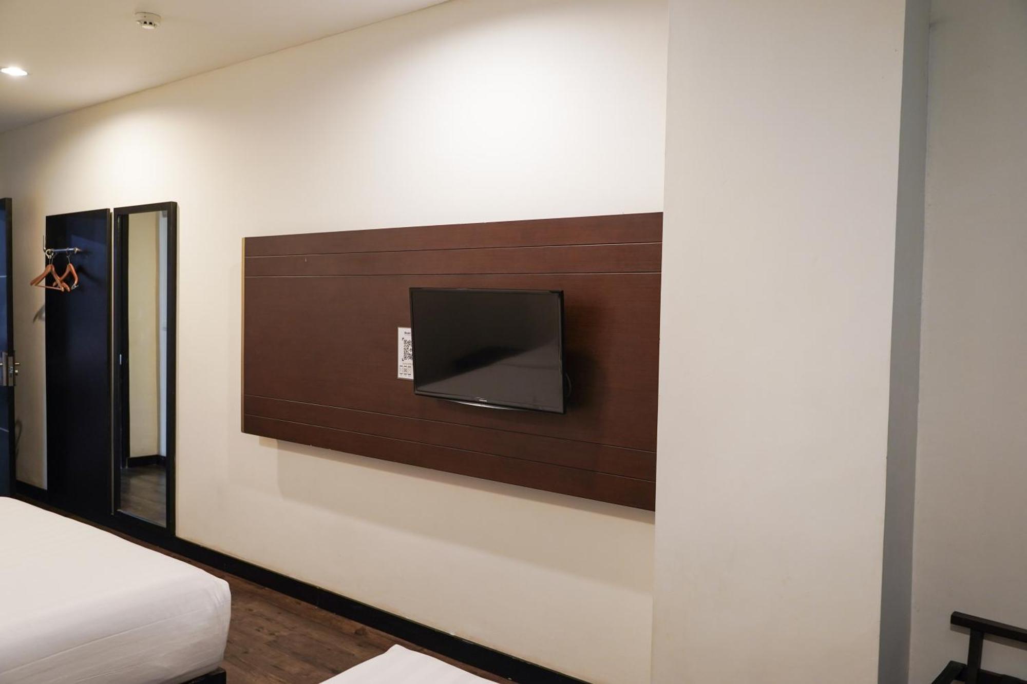 Kalya Hotel Bandung Dago Buitenkant foto
